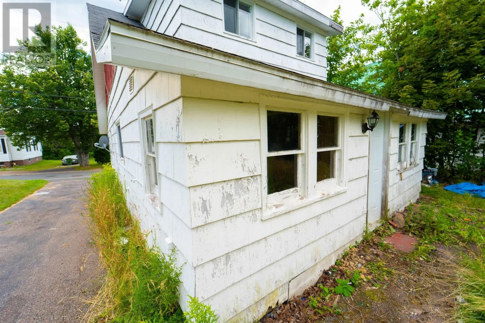 24 Pleasant Street