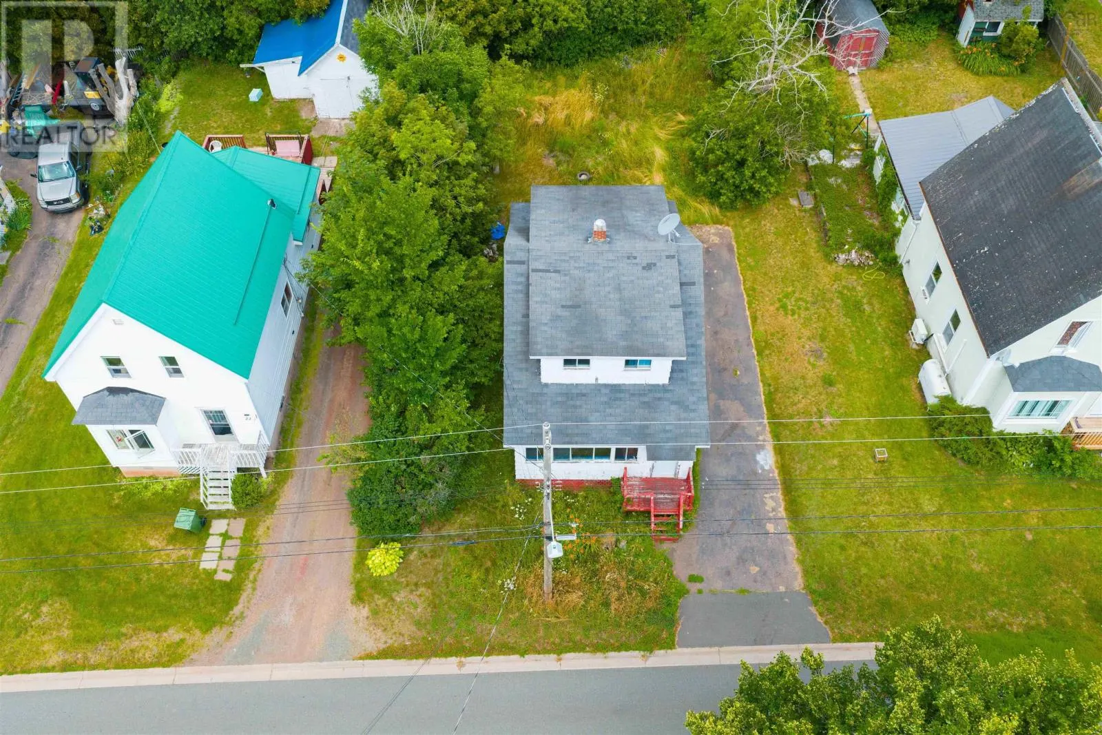 24 Pleasant Street