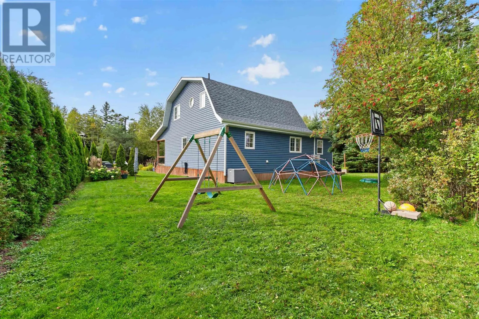 105 Forest Hills Lane