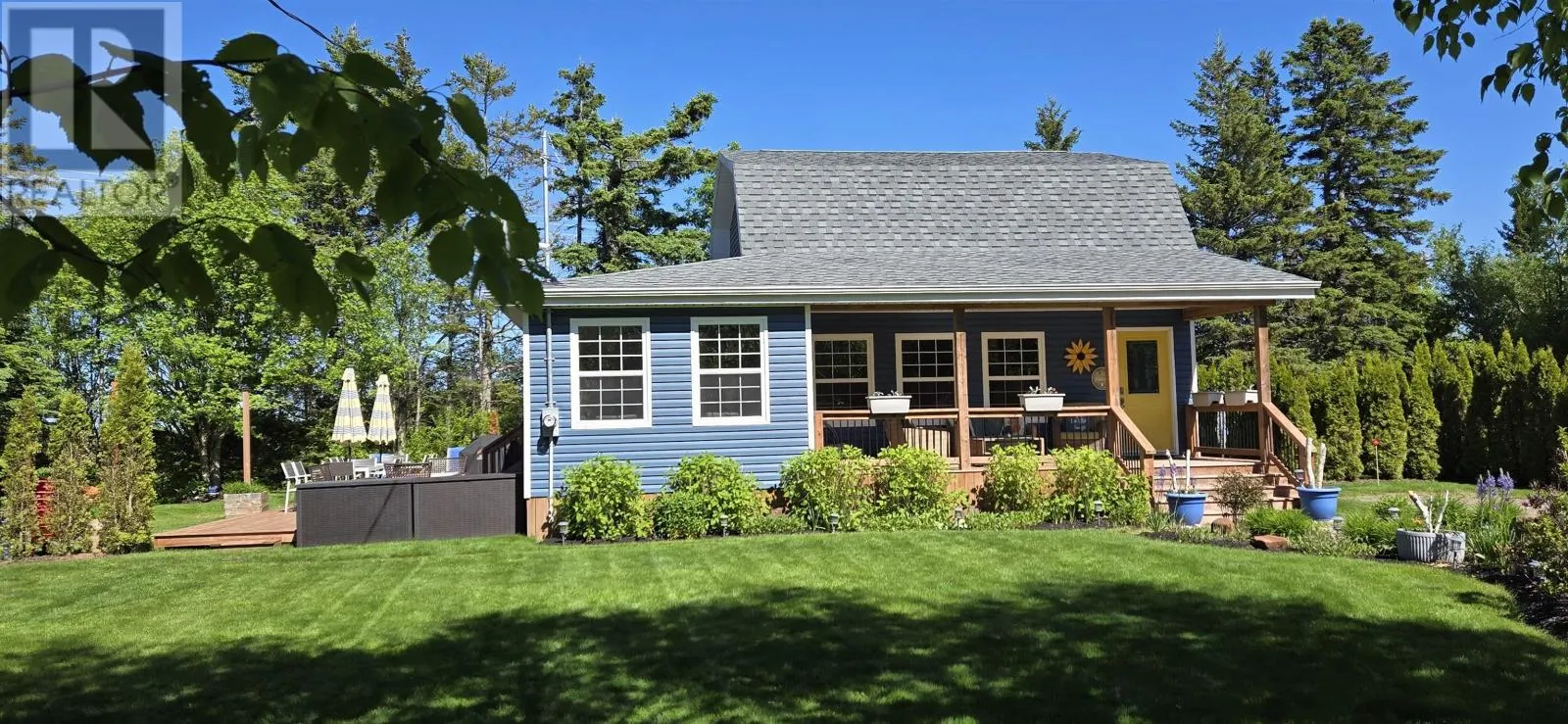 105 Forest Hills Lane