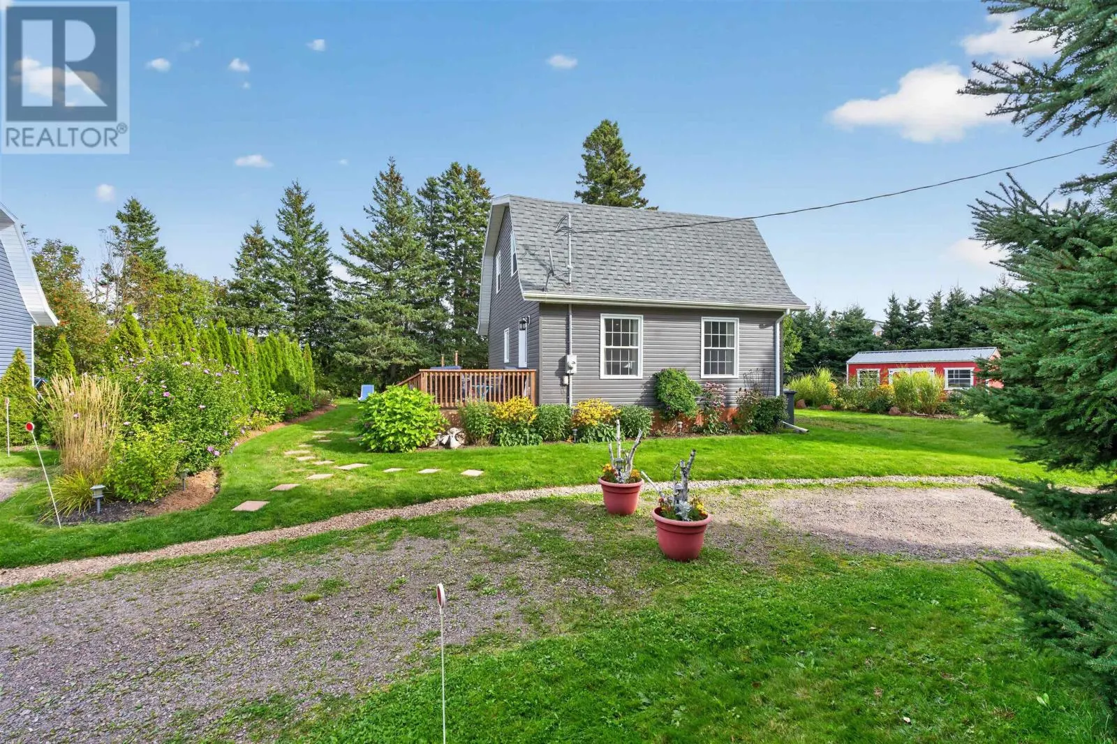 105 Forest Hills Lane