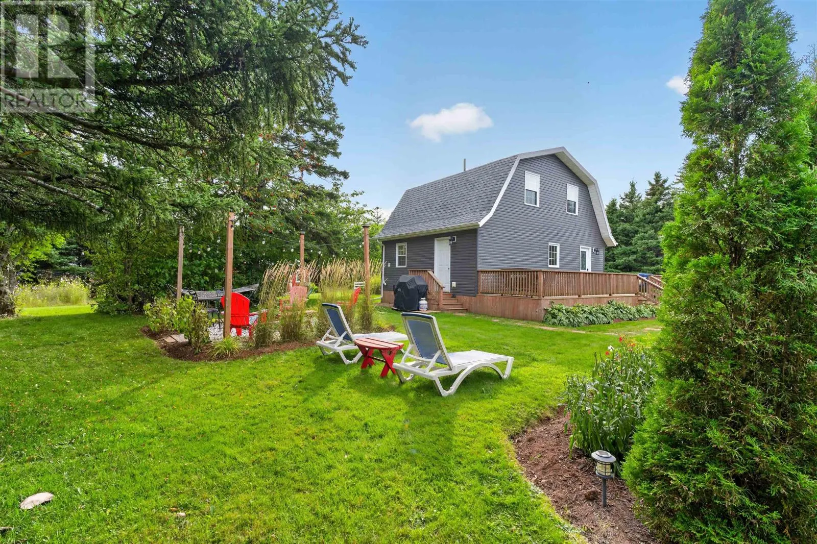 105 Forest Hills Lane
