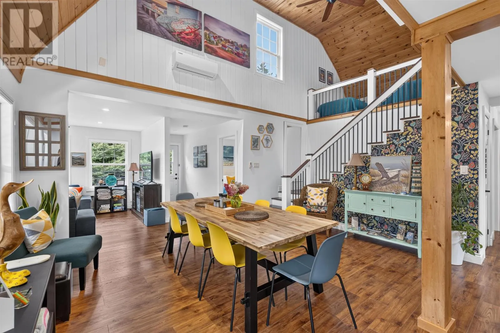 105 Forest Hills Lane