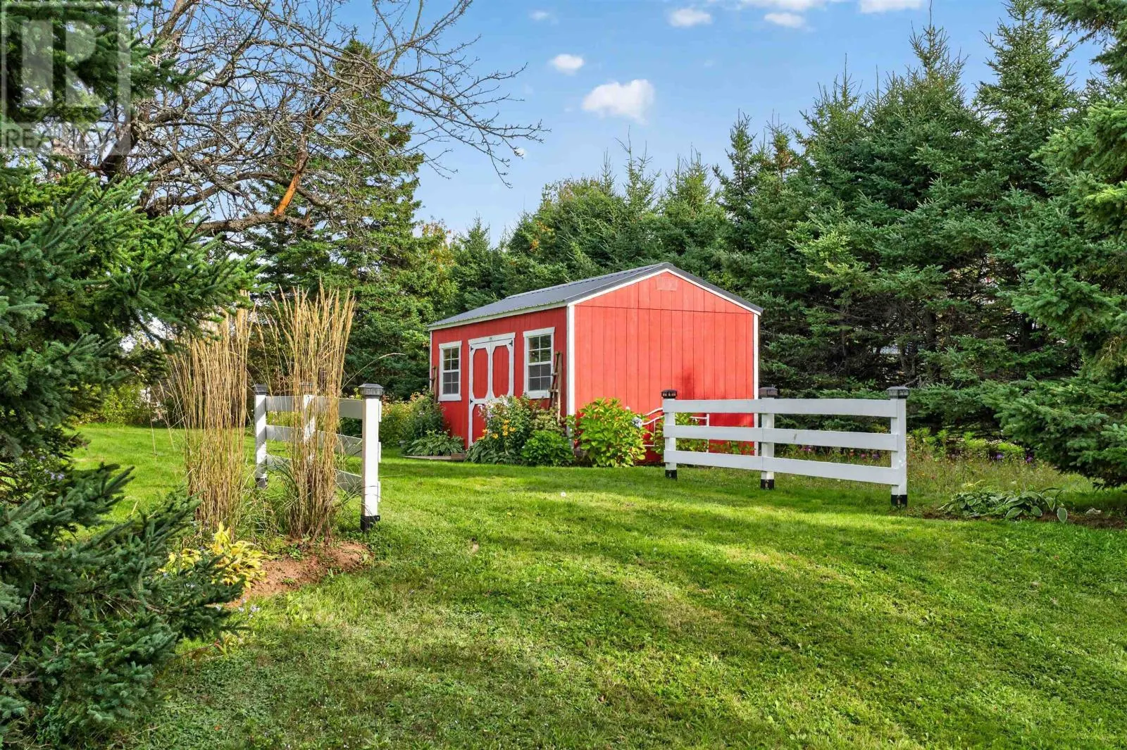 105 Forest Hills Lane