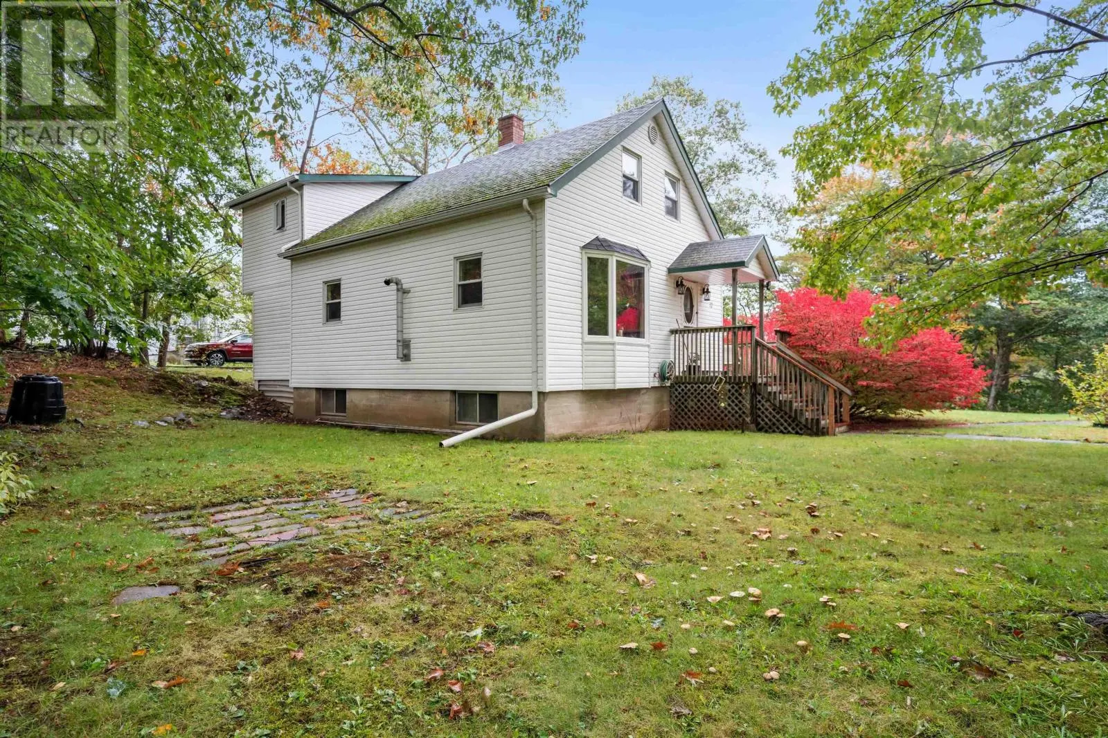 12 Reg Moir Drive