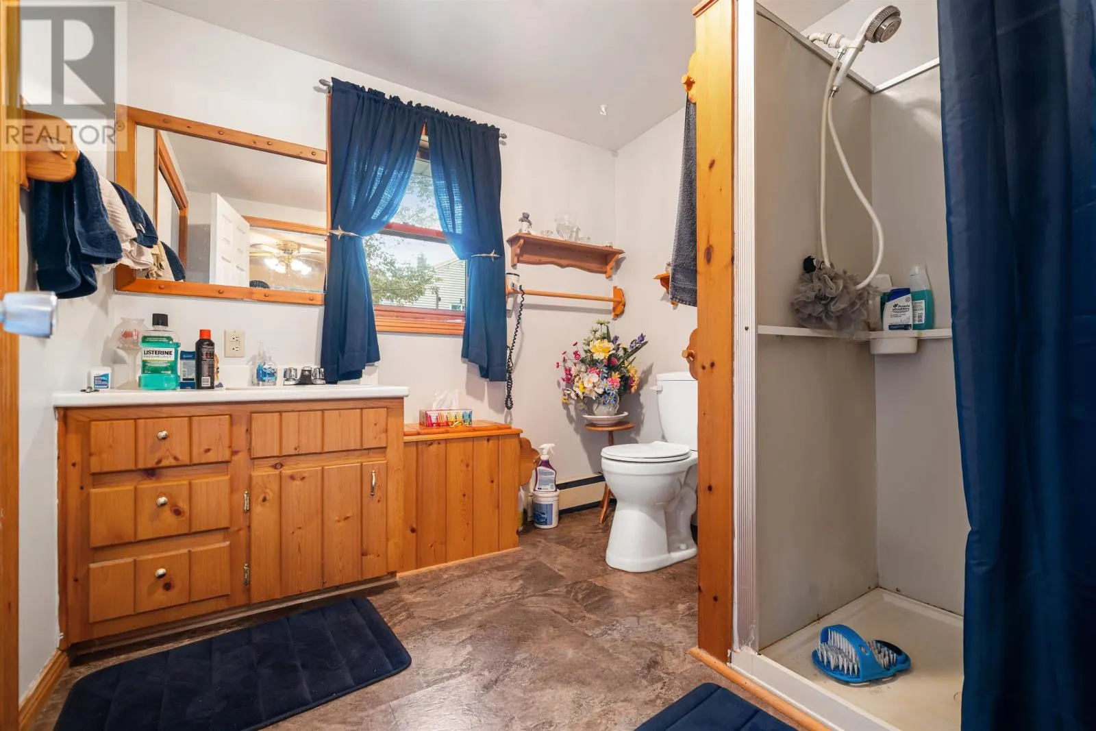 12 Reg Moir Drive