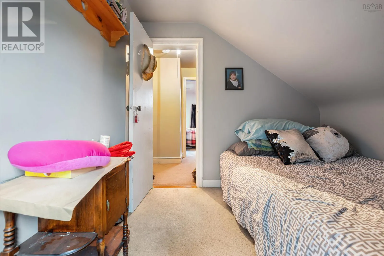 12 Reg Moir Drive