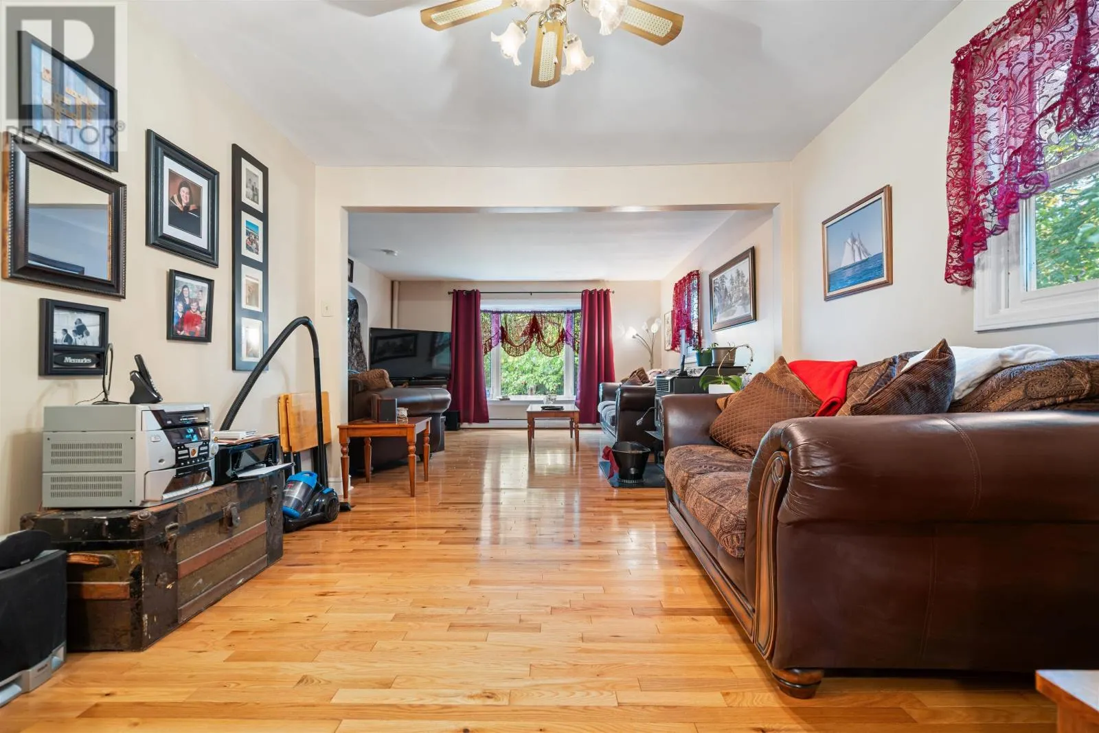 12 Reg Moir Drive