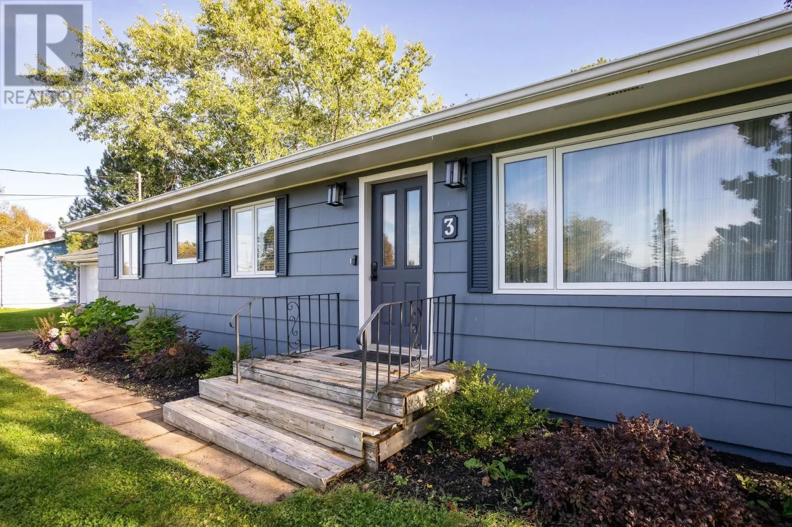 3 Ferguson Avenue