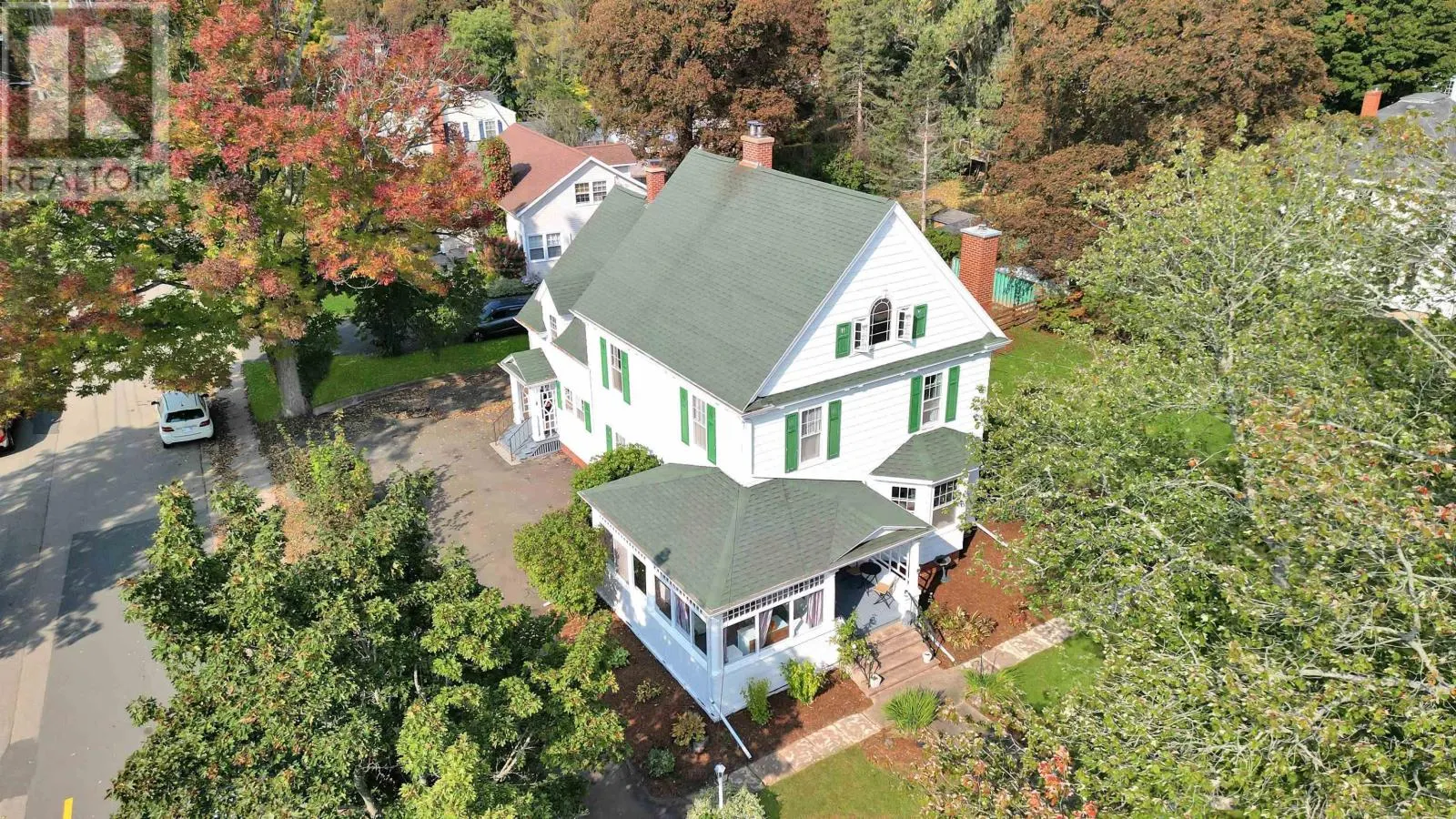 383 Main Street