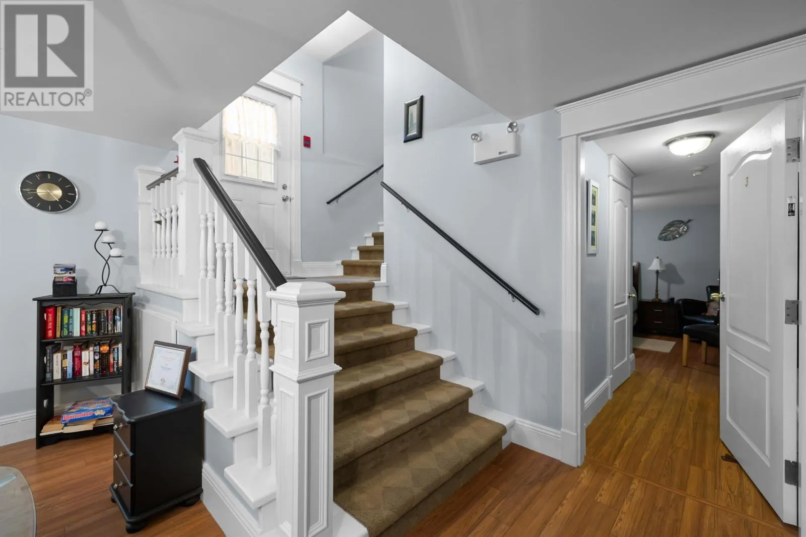 248 MacEwen Road