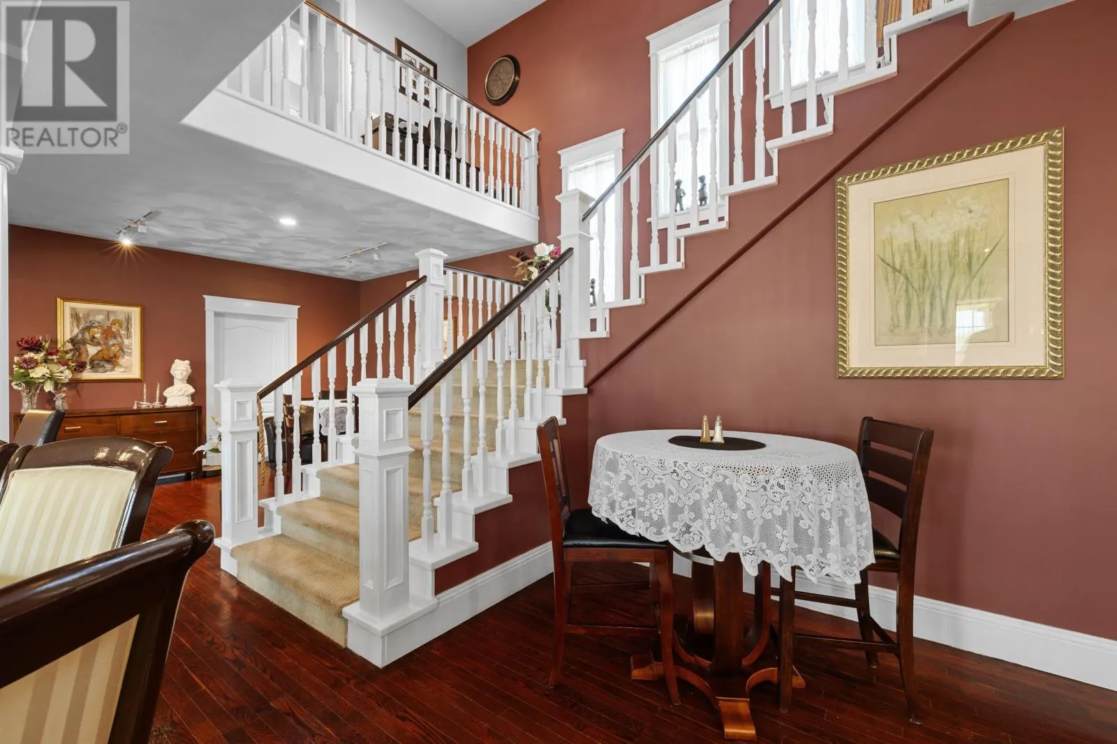 248 MacEwen Road