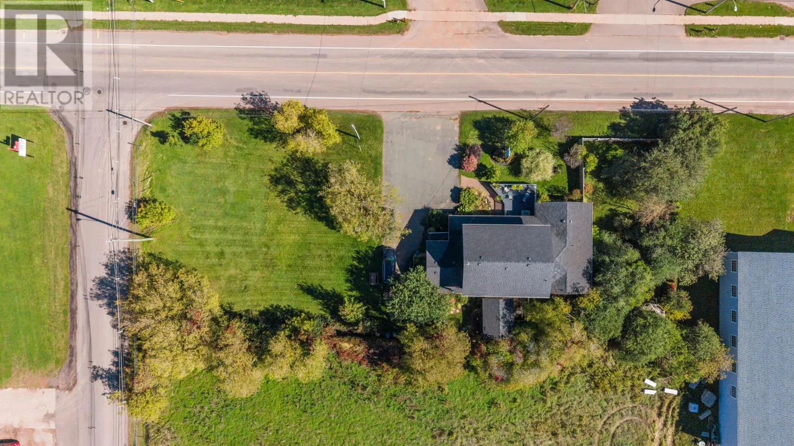 248 MacEwen Road