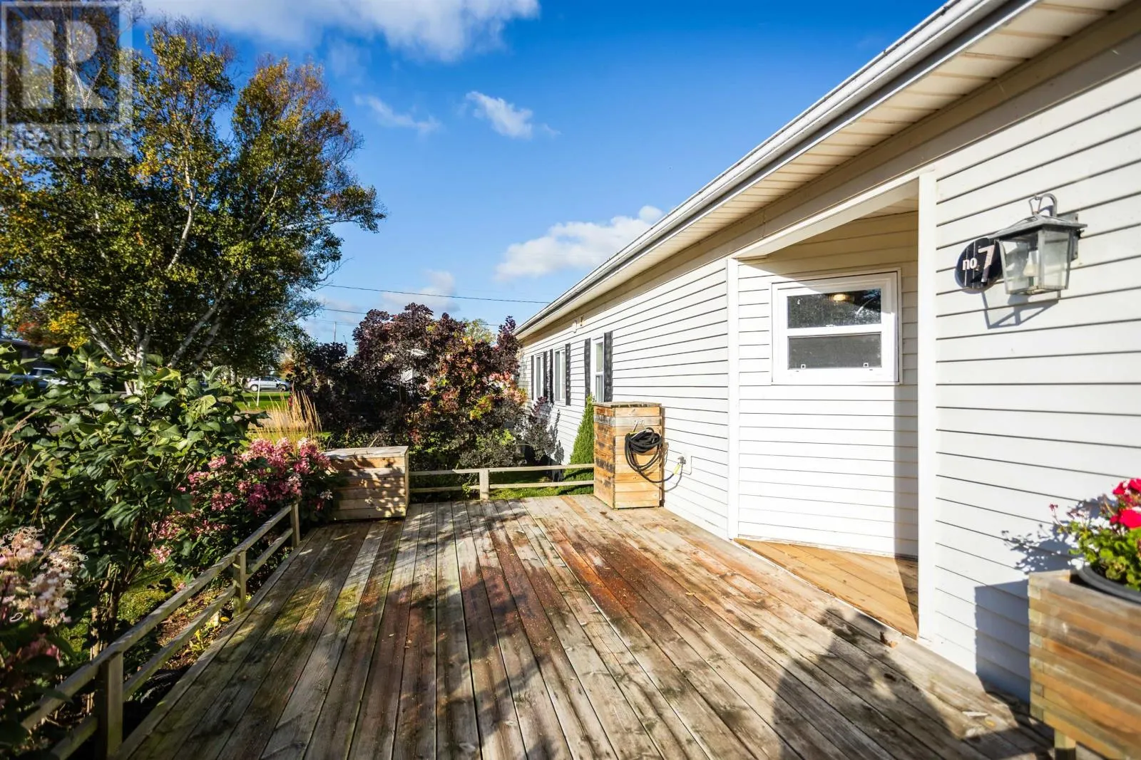 7 Heritage Drive