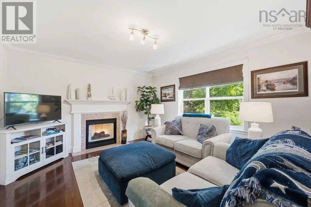248 Kingswood Drive
