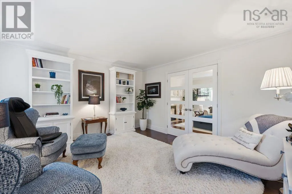 248 Kingswood Drive