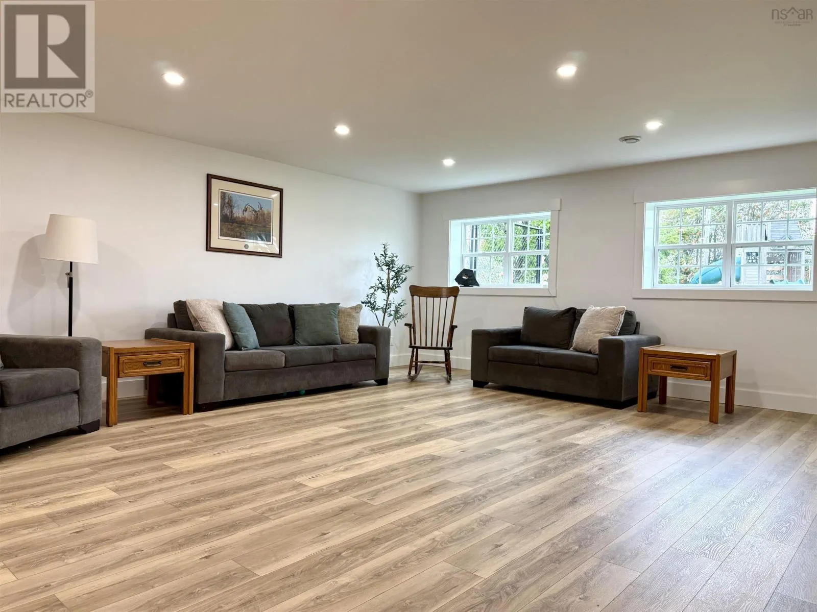 14 Marshview Drive