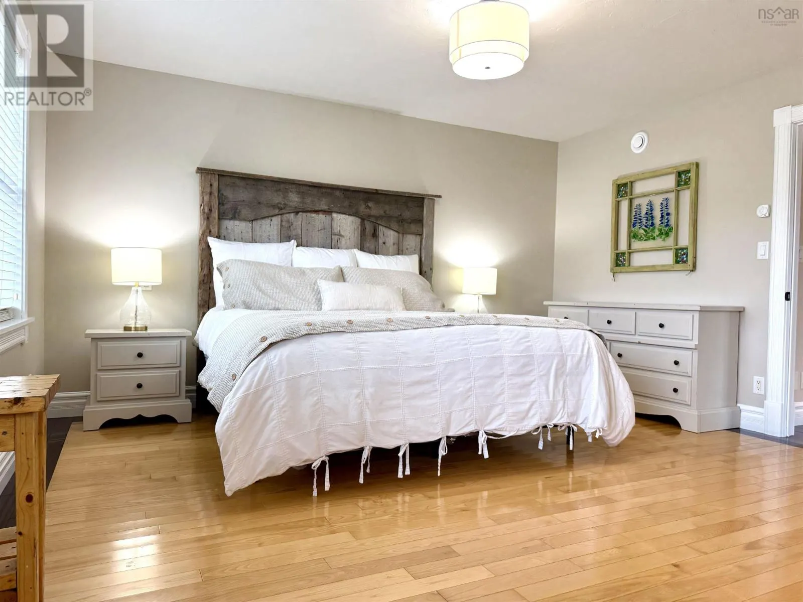 14 Marshview Drive