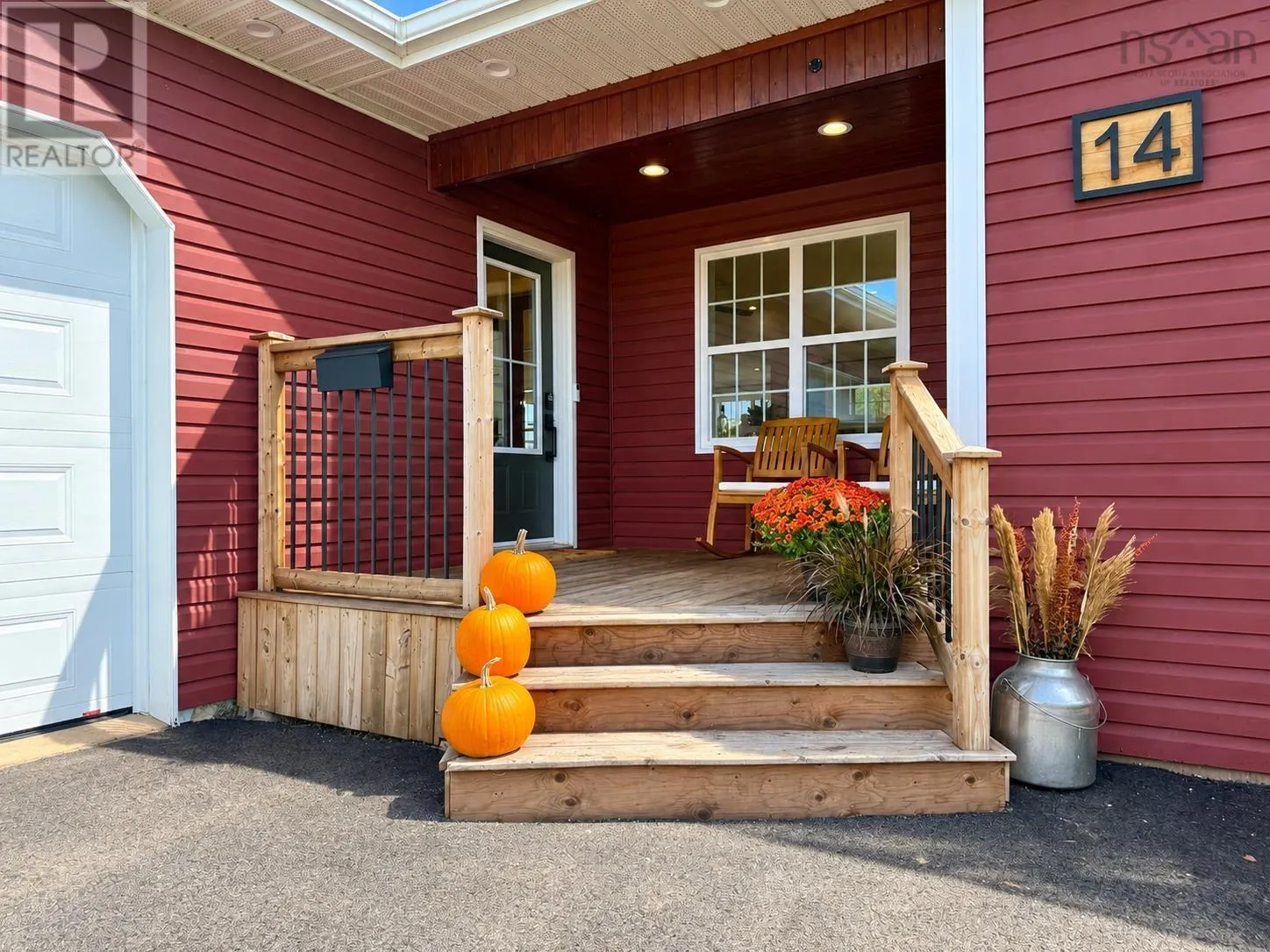 14 Marshview Drive