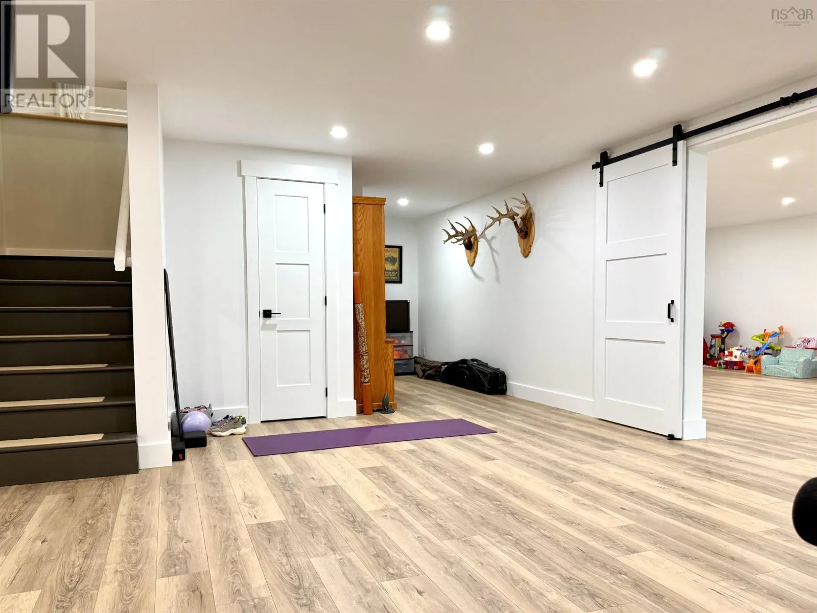14 Marshview Drive