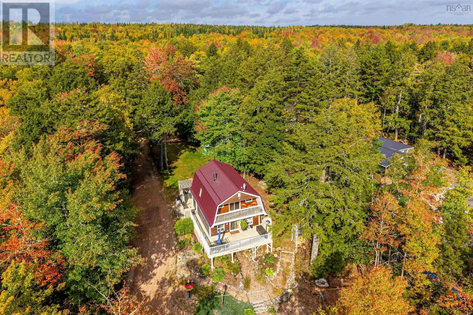 450 Lakeside Drive