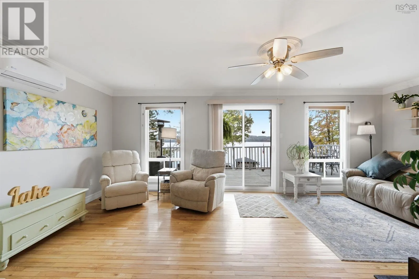 450 Lakeside Drive