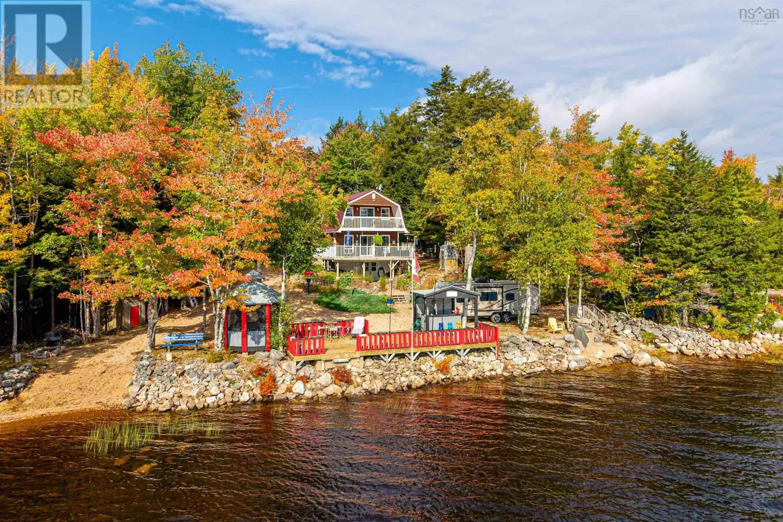 450 Lakeside Drive