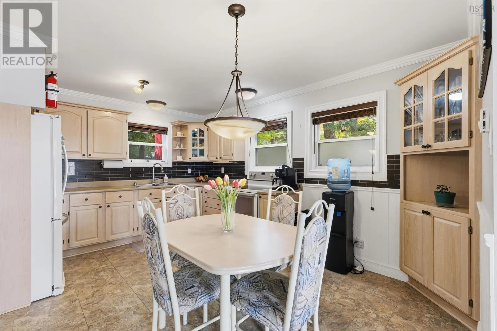 450 Lakeside Drive