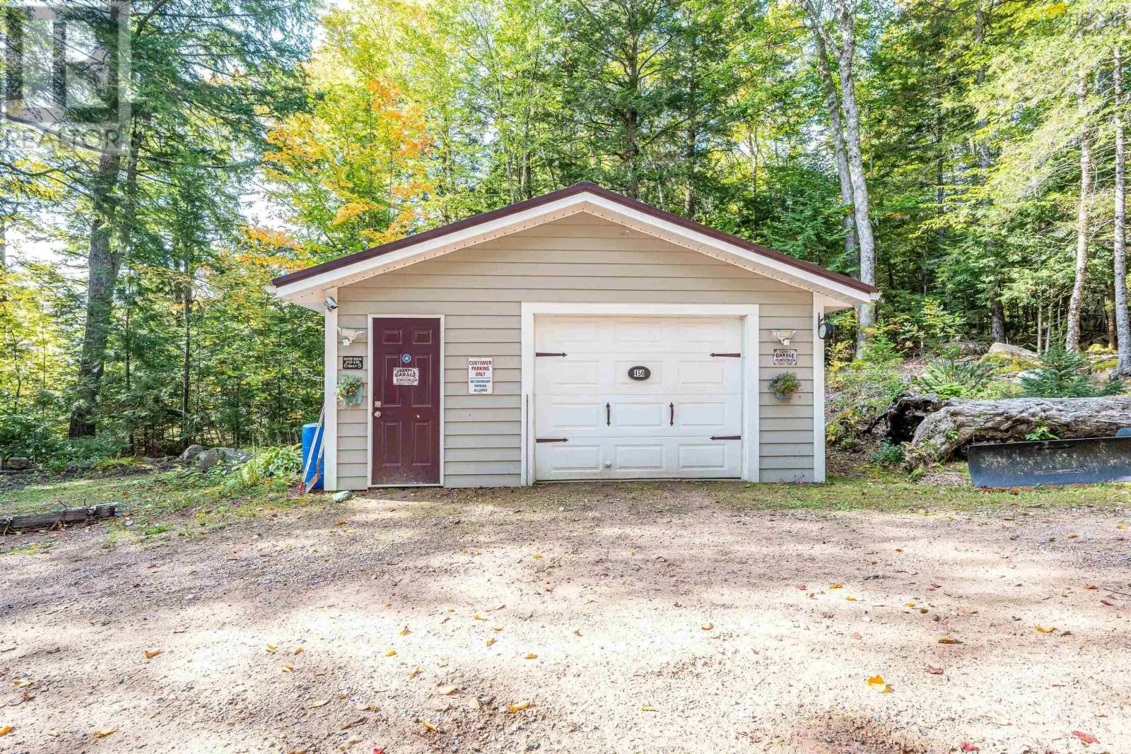 450 Lakeside Drive