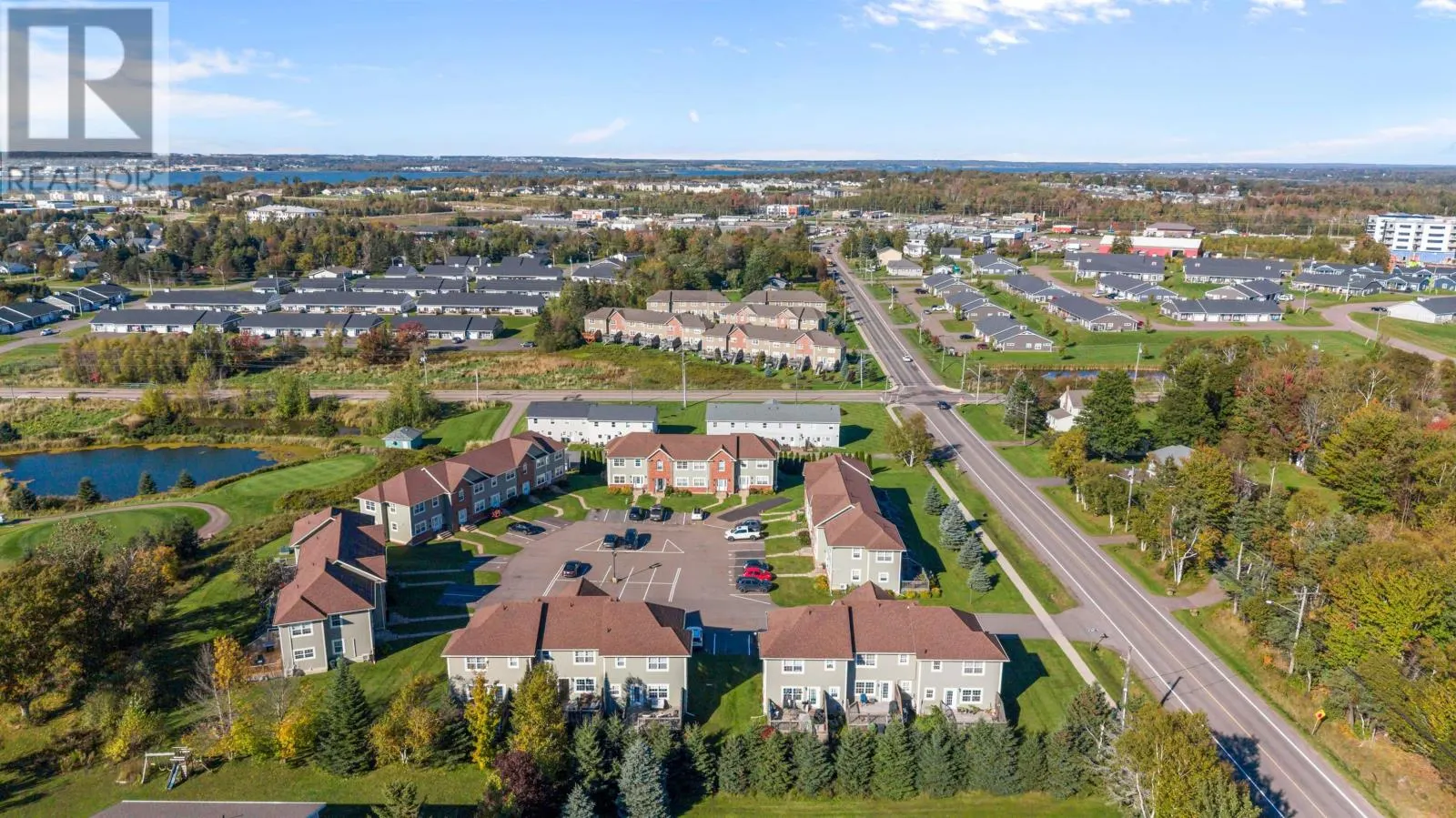 16 Edgeview Court