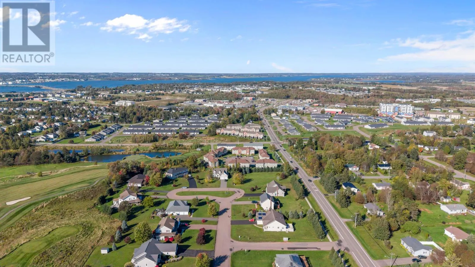 16 Edgeview Court