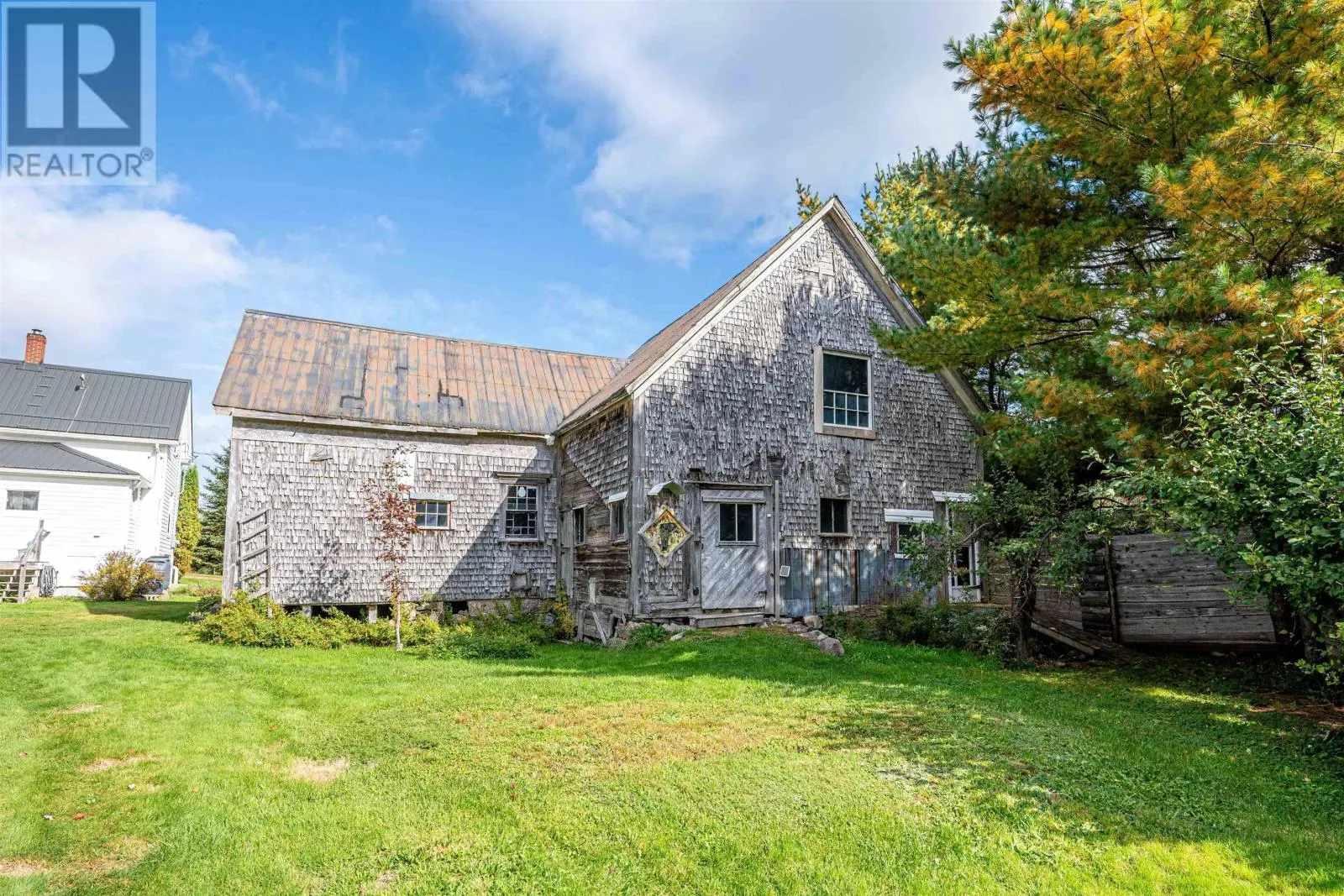 1462 East Dalhousie Road