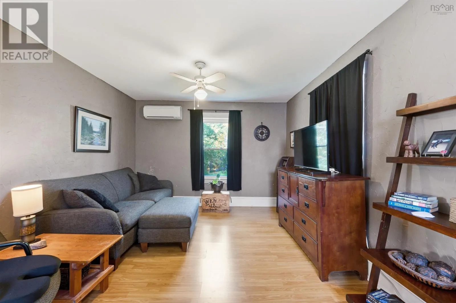 1462 East Dalhousie Road