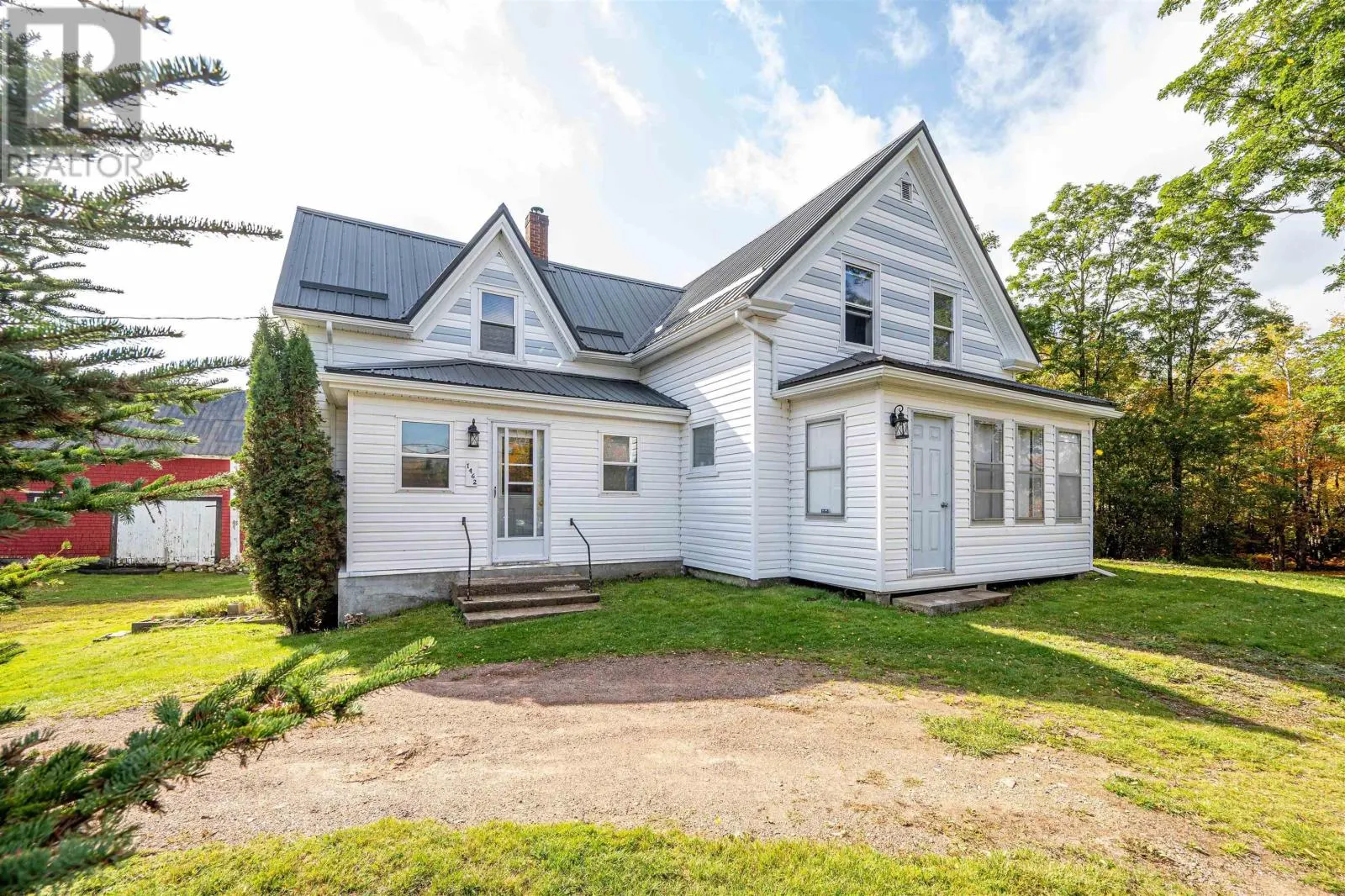 1462 East Dalhousie Road