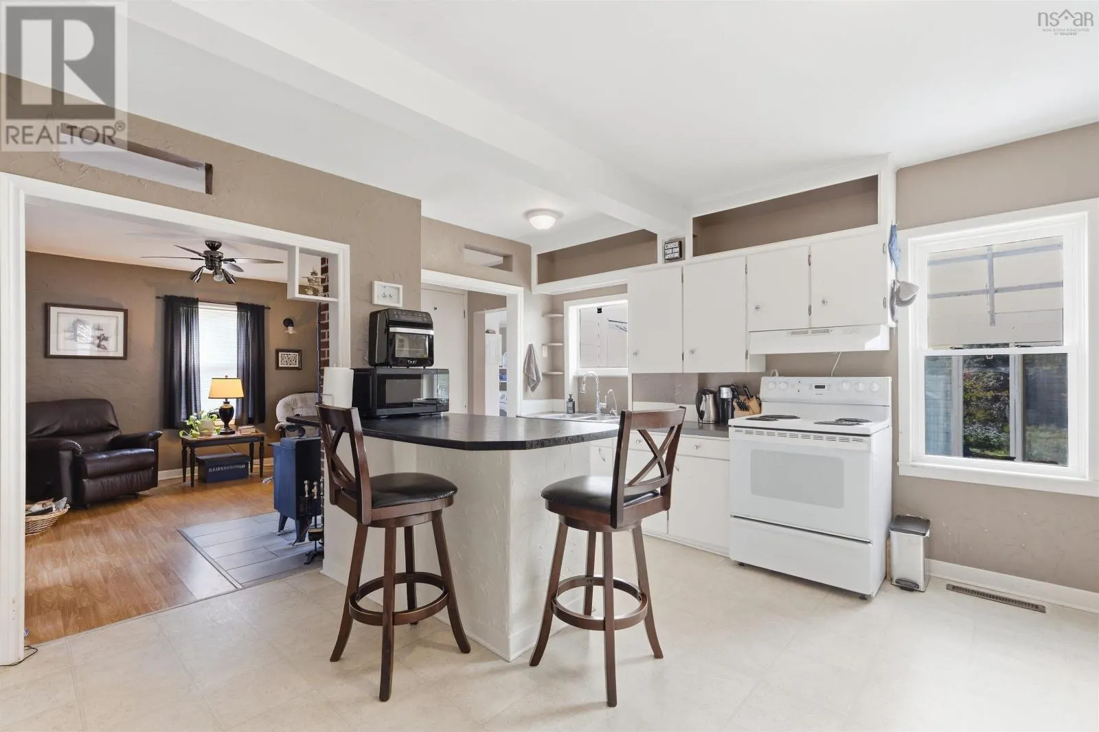 1462 East Dalhousie Road