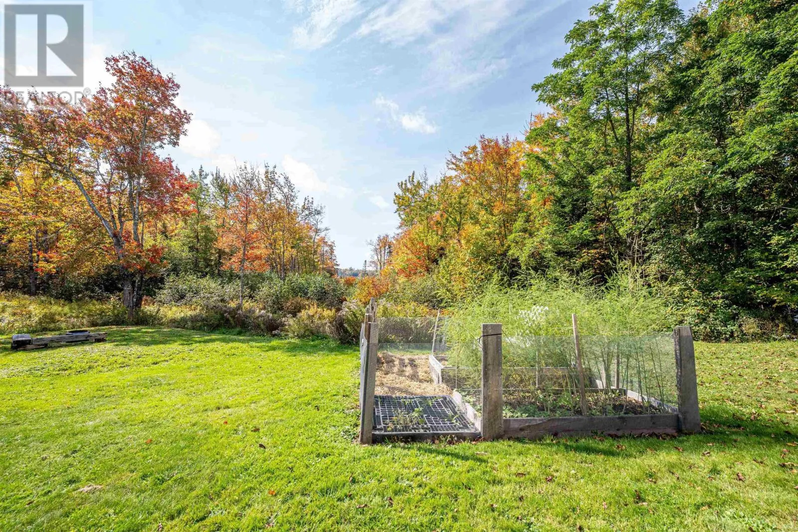 1462 East Dalhousie Road