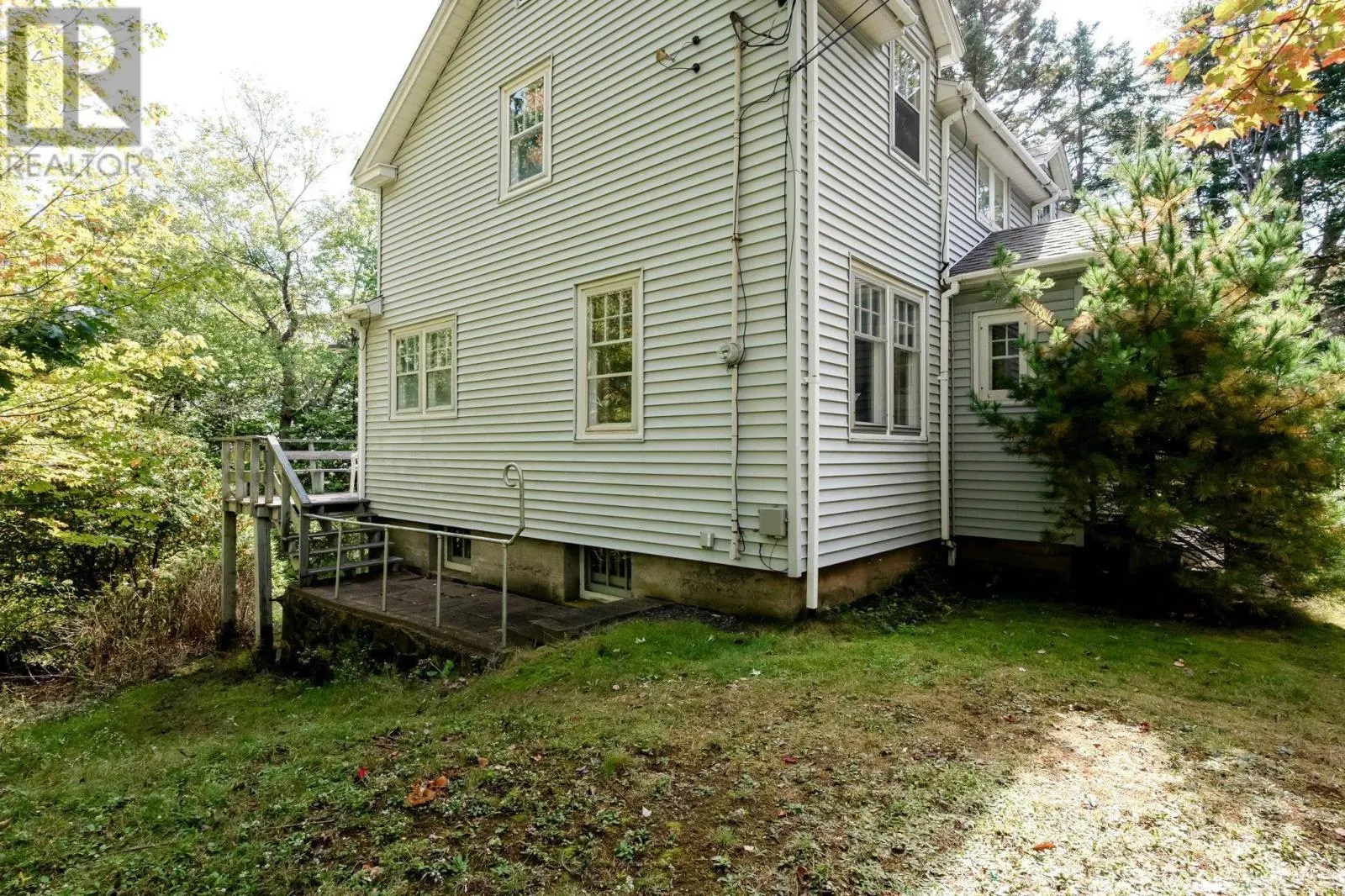 201 High Street