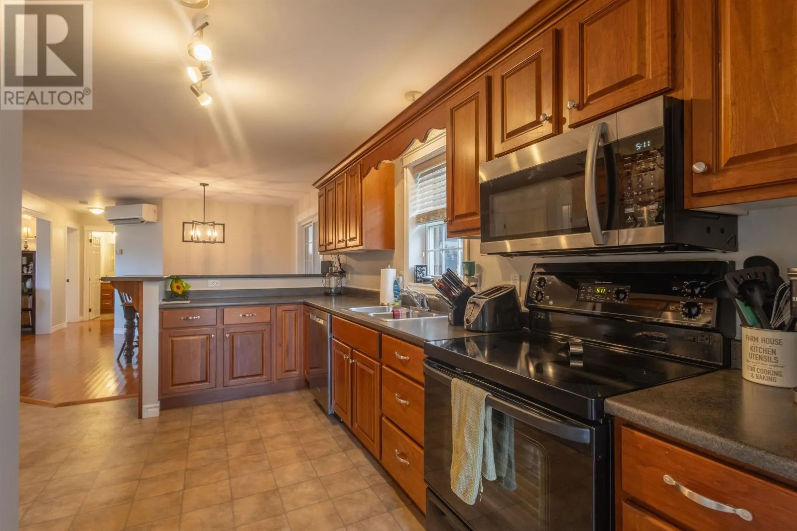 584 Lower Montague Road