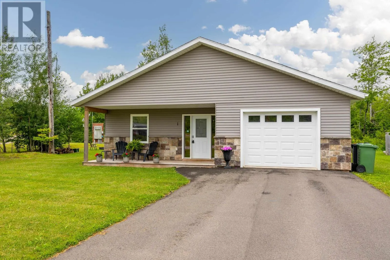 1 Balderston Court
