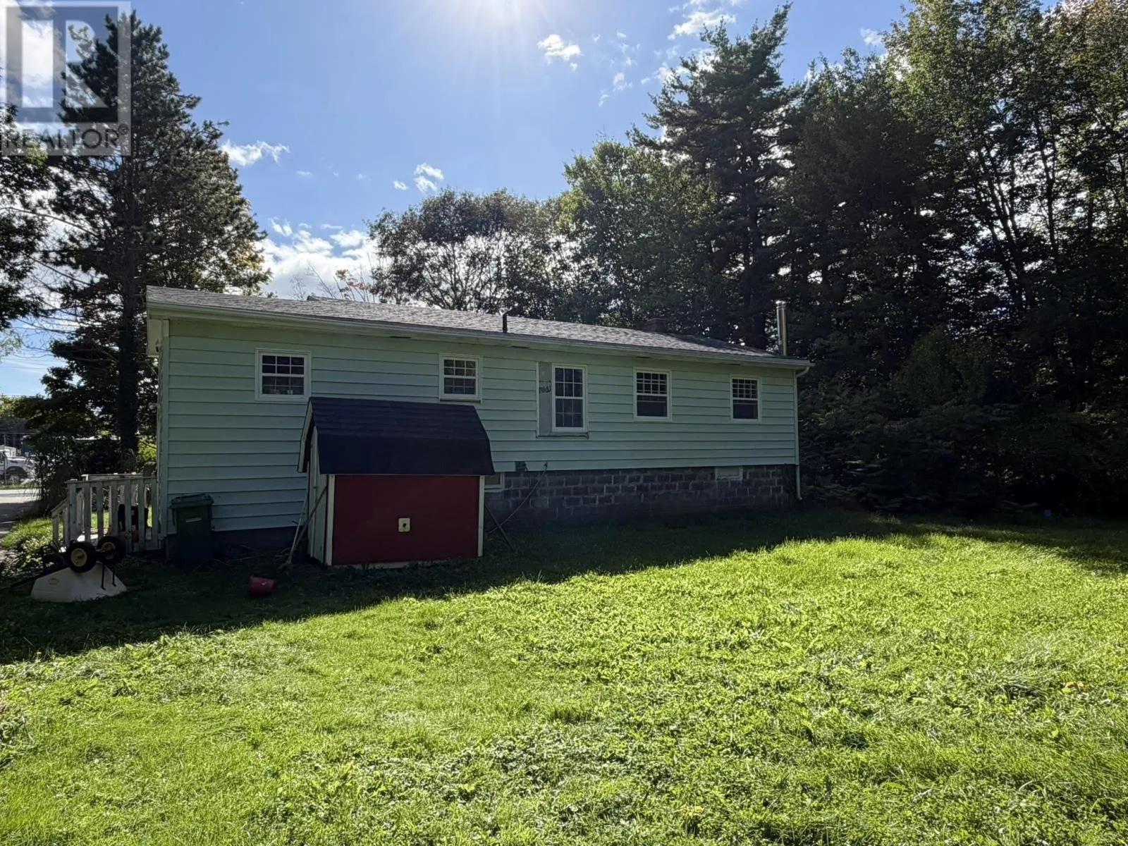 19 River Road