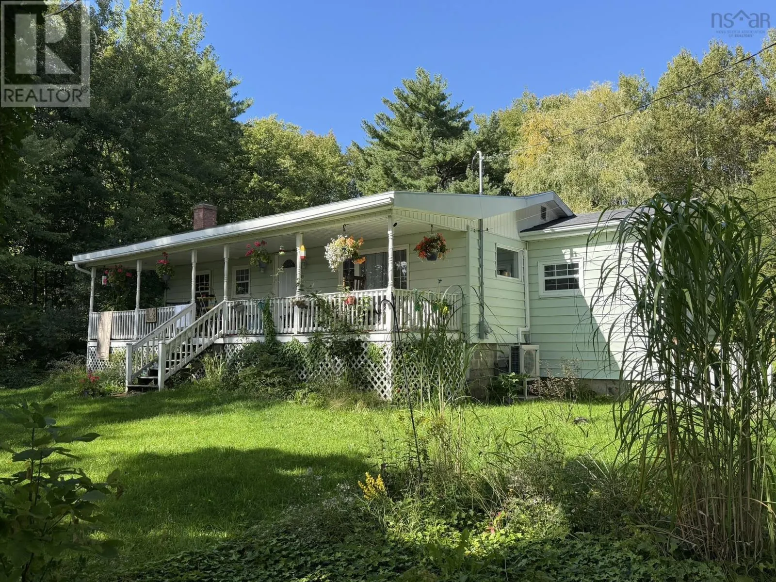 19 River Road