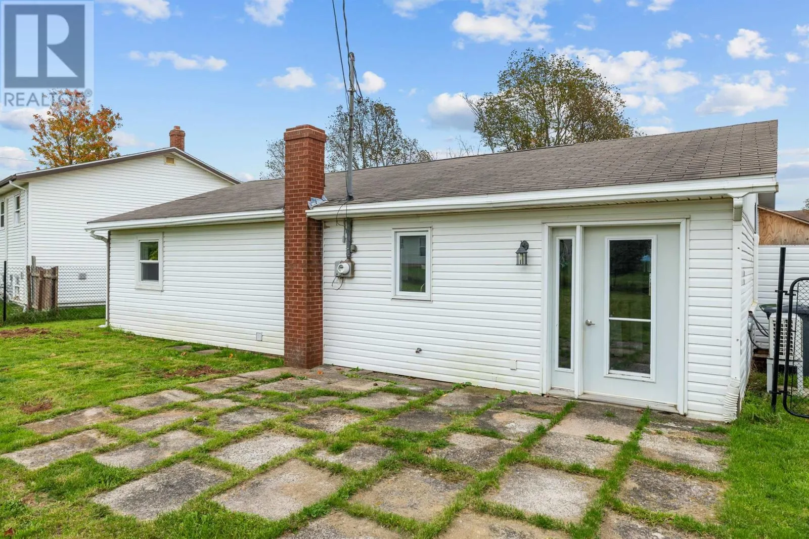 25 Andrews Court
