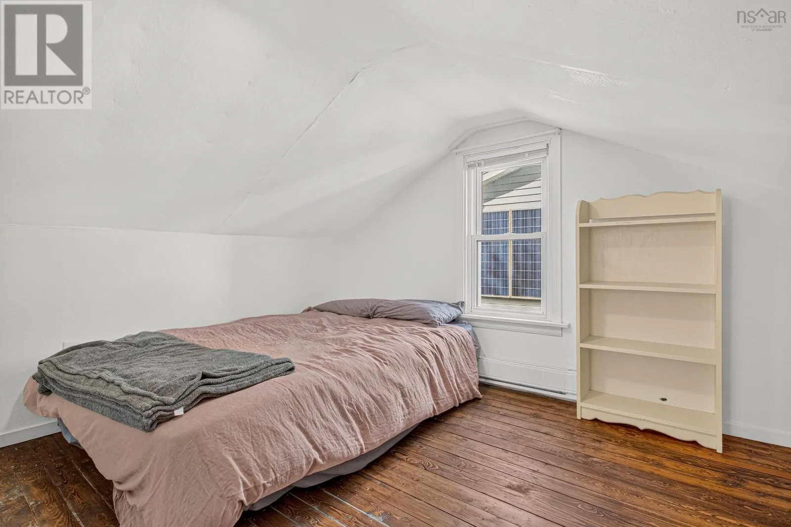 5385/87 Glebe Street