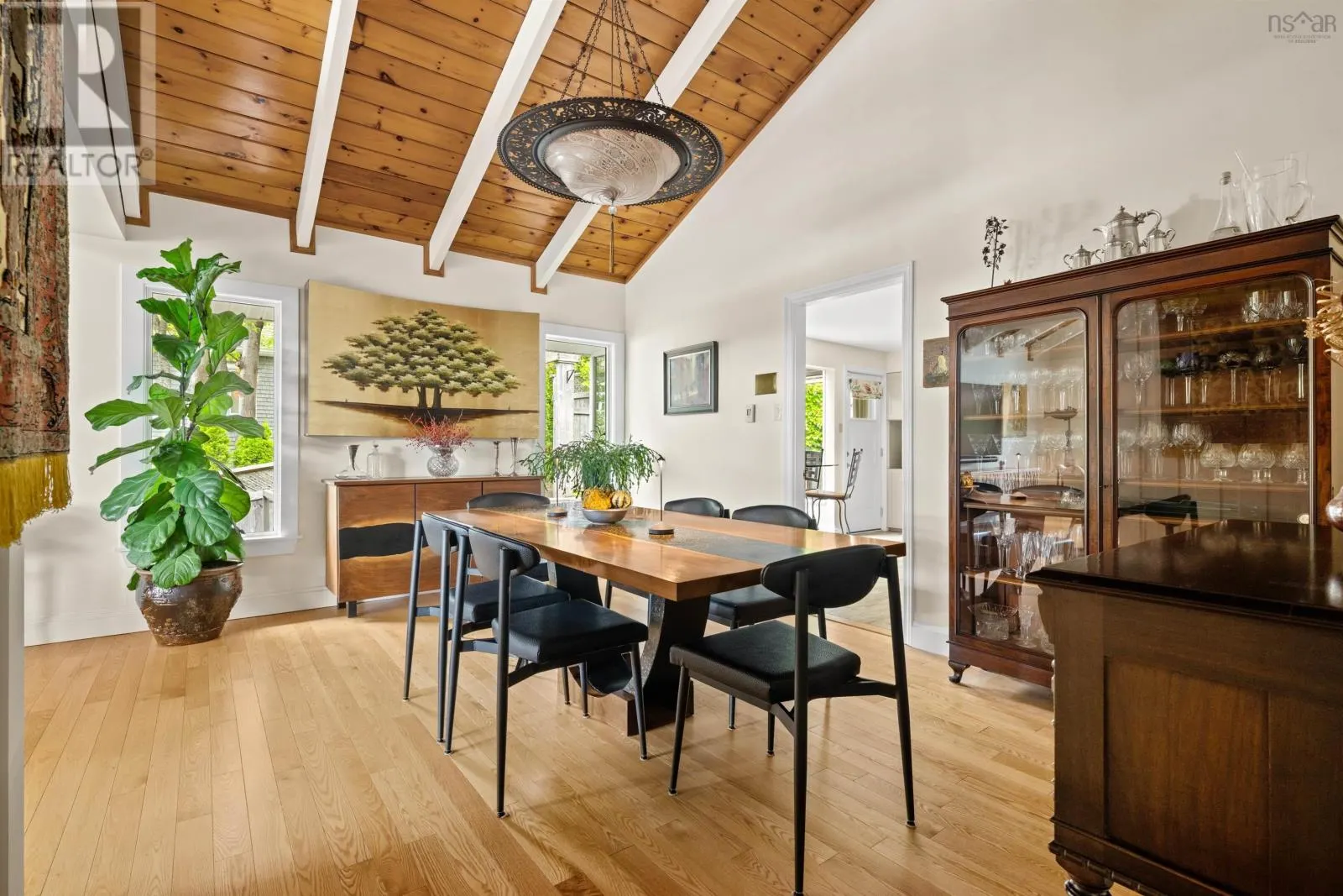 1077 Shore Drive