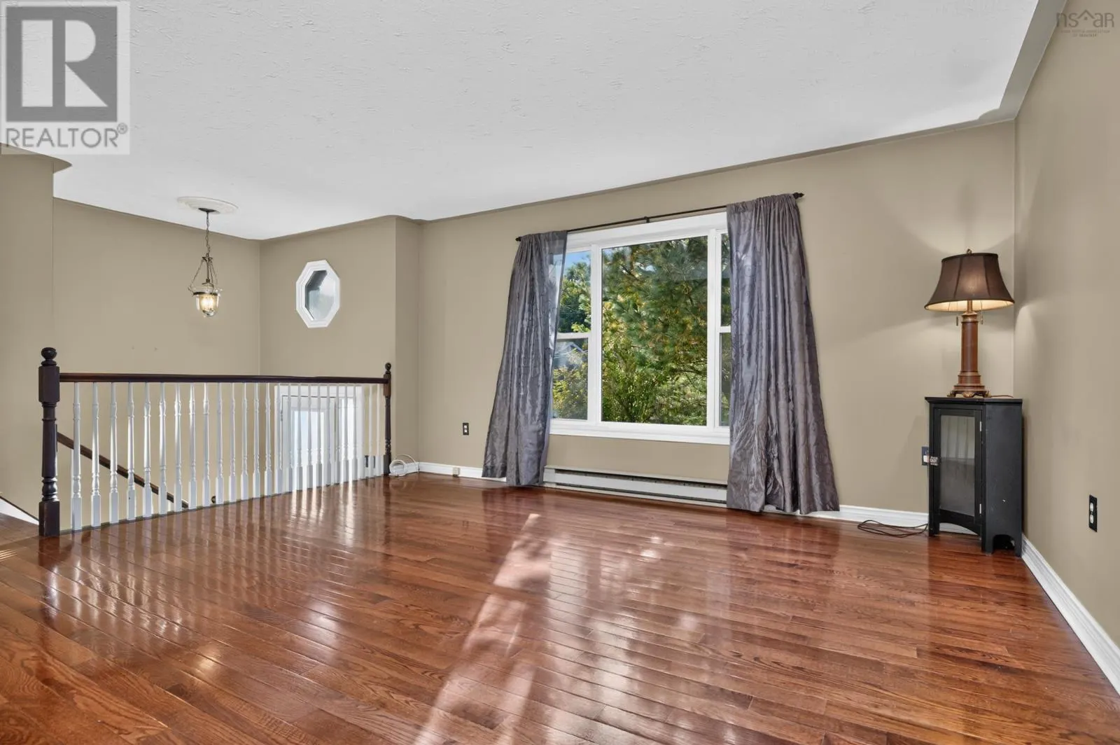 29 Roslyn Drive