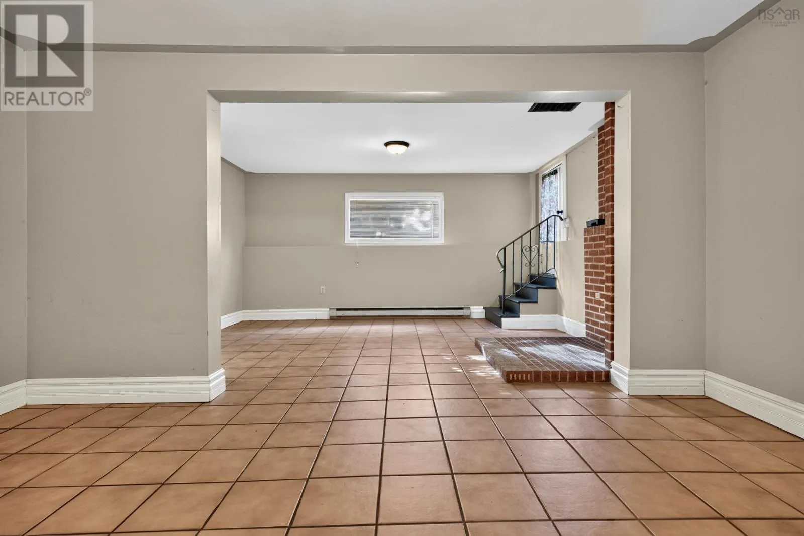 29 Roslyn Drive