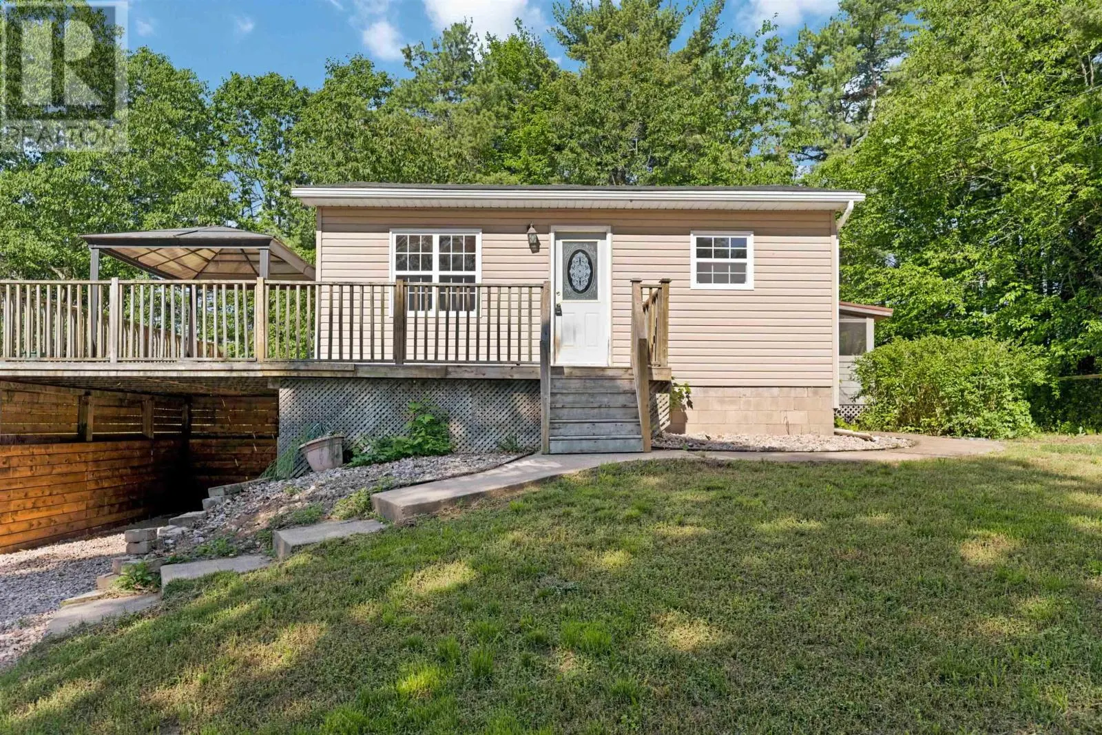 3349 Lovett Road