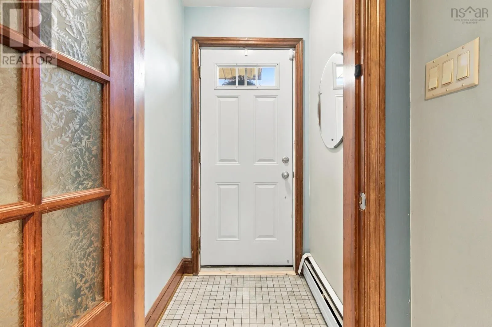 8 Edward Laurie Drive