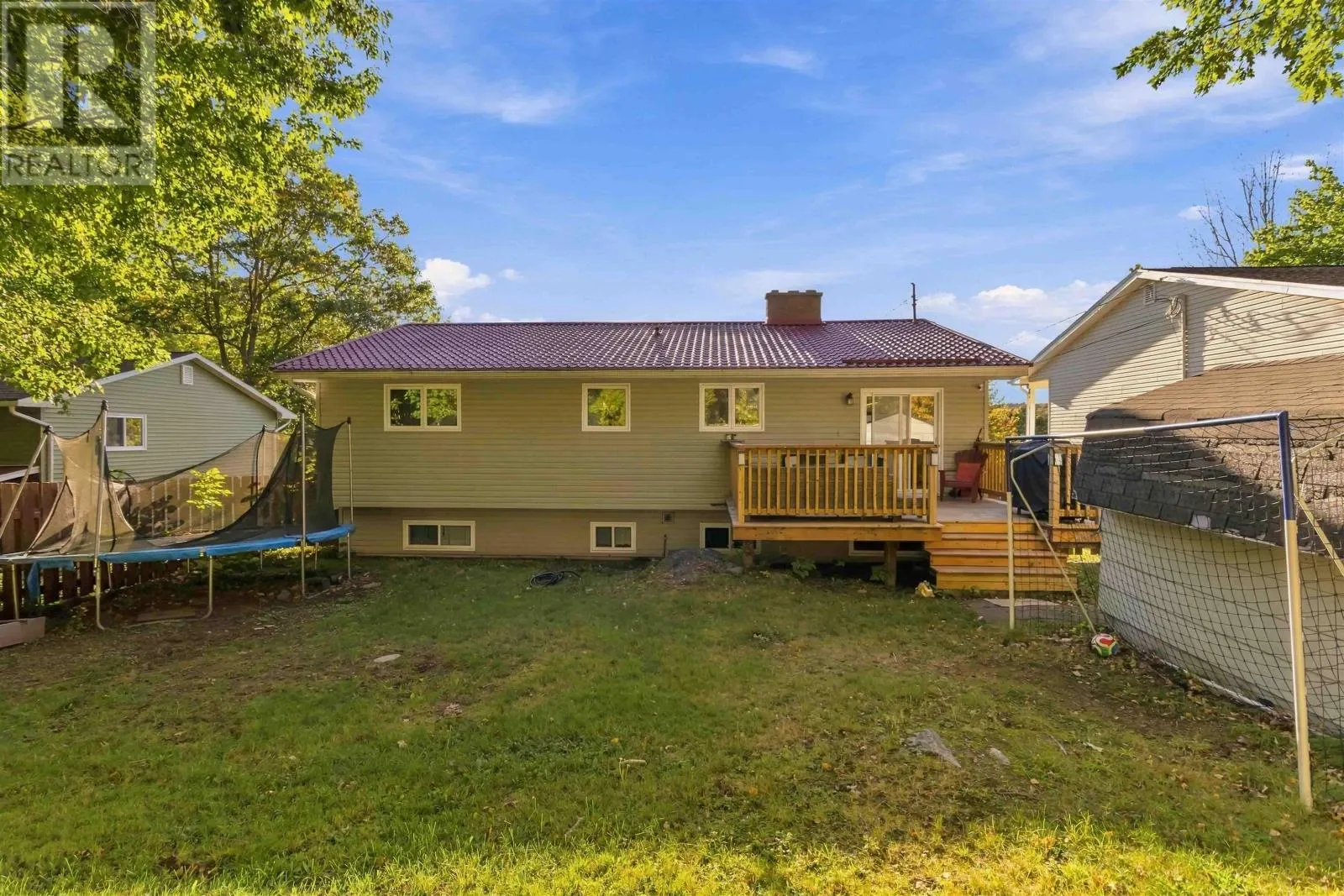 11 Riverview Crescent