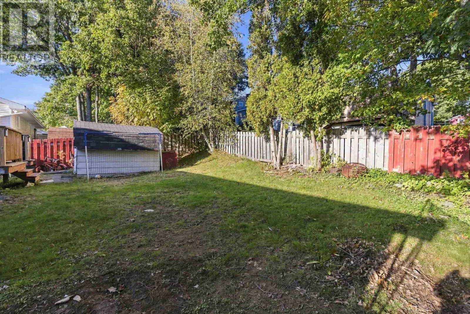 11 Riverview Crescent